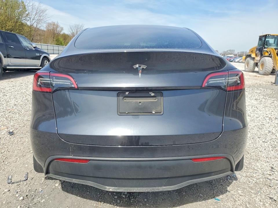 46346936 :رقم المزاد ، 7SAYGDED1RA311050 vin ، 2024 Tesla Model Y مزاد بيع