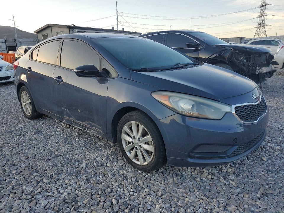 2014 Kia Forte მანქანა იყიდება აუქციონზე, vin: KNAFX4A68E5063399, აუქციონის ნომერი: 45888956