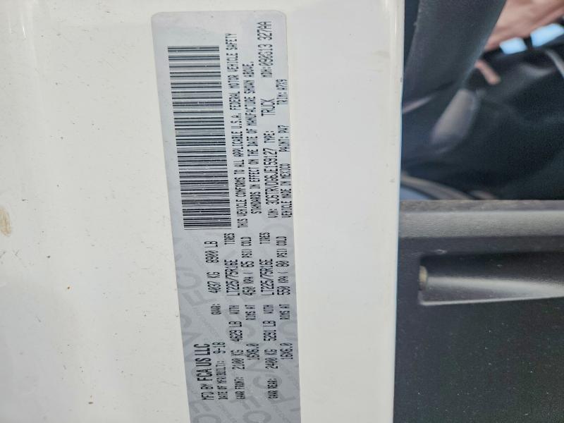 47452646 :رقم المزاد ، 3C6TRVDG6JE159127 vin ، 2018 Ram Promaster 2500 مزاد بيع