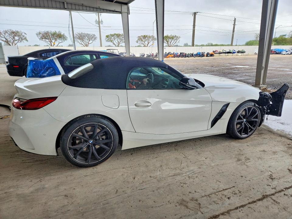 Продаж на аукціоні авто 2023 Bmw Z4, vin: WBAHF3C02PWY15707, номер лоту: 47896856