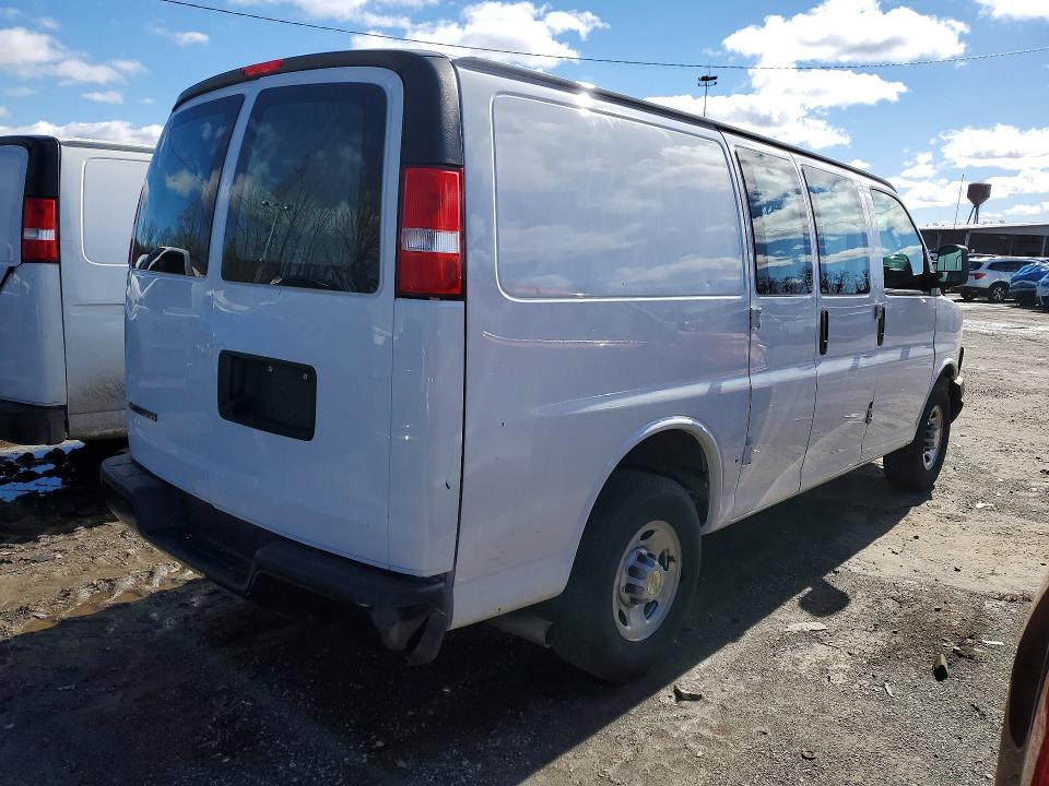 2024 Chev Express G2500 მანქანა იყიდება აუქციონზე, vin: 1GCWGAFPXR1217207, აუქციონის ნომერი: 53668536