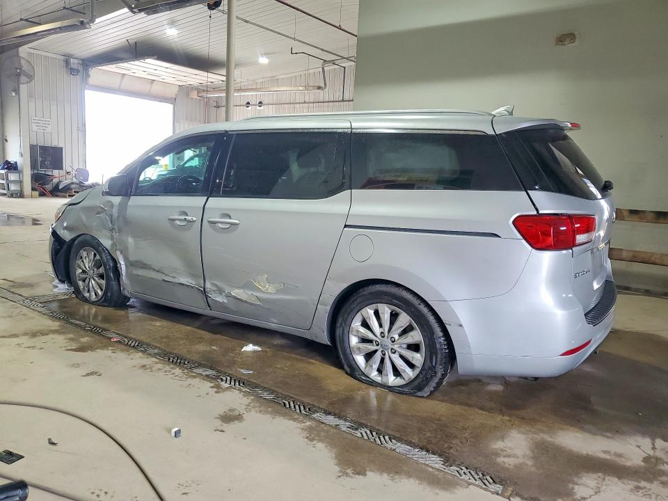 46507186 :رقم المزاد ، KNDMC5C13F6022719 vin ، 2015 Kia Sedona مزاد بيع