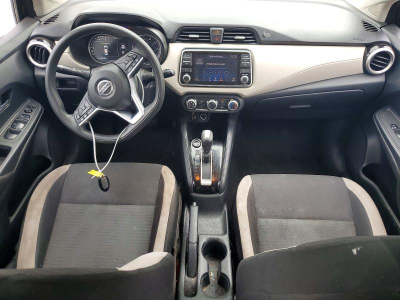 41581946 :رقم المزاد ، 3N1CN8EV5ML857072 vin ، 2021 Nissan Versa مزاد بيع