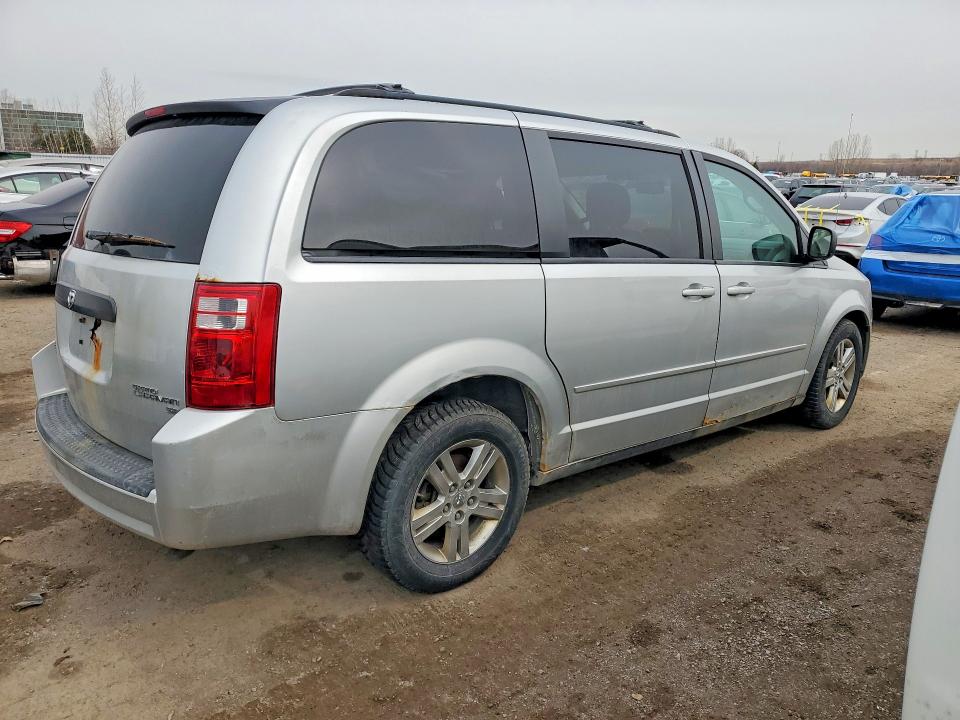 45930216 :رقم المزاد ، 2D4RN4DEXAR430375 vin ، 2010 Dodge Grand Caravan مزاد بيع