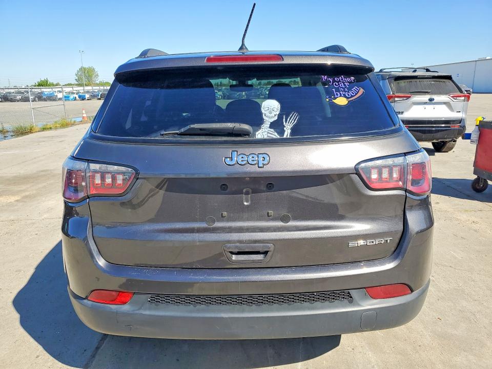 46689156 :رقم المزاد ، 3C4NJCAB4HT661288 vin ، 2017 Jeep Compass مزاد بيع