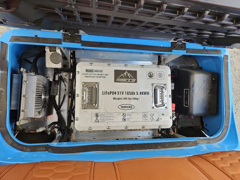 47193706 :رقم المزاد ، 1414711 vin ، 2024 Golf Cart 2 Club Car مزاد بيع