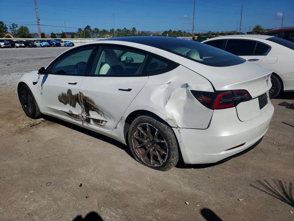 Auction sale of the 2023 Tesla Model 3, vin: 5YJ3E1EA9PF398200, lot number: 41889036