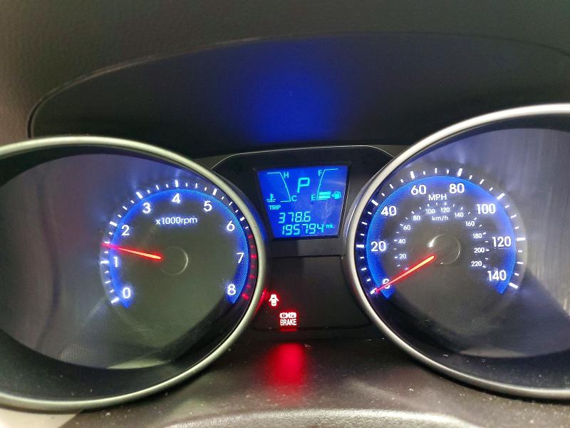 2011 Hyundai Tucson მანქანა იყიდება აუქციონზე, vin: KM8JUCAC8BU169239, აუქციონის ნომერი: 46881226