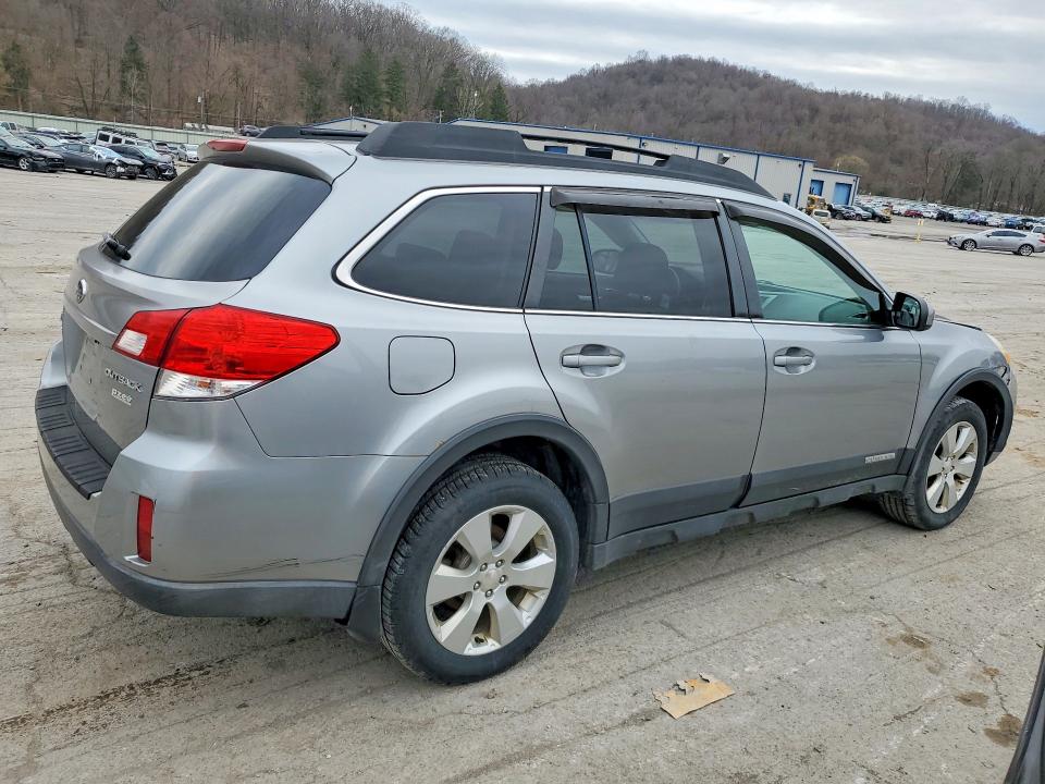 48369316 :رقم المزاد ، 4S4BRBGC5B3358864 vin ، 2011 Subaru Outback مزاد بيع