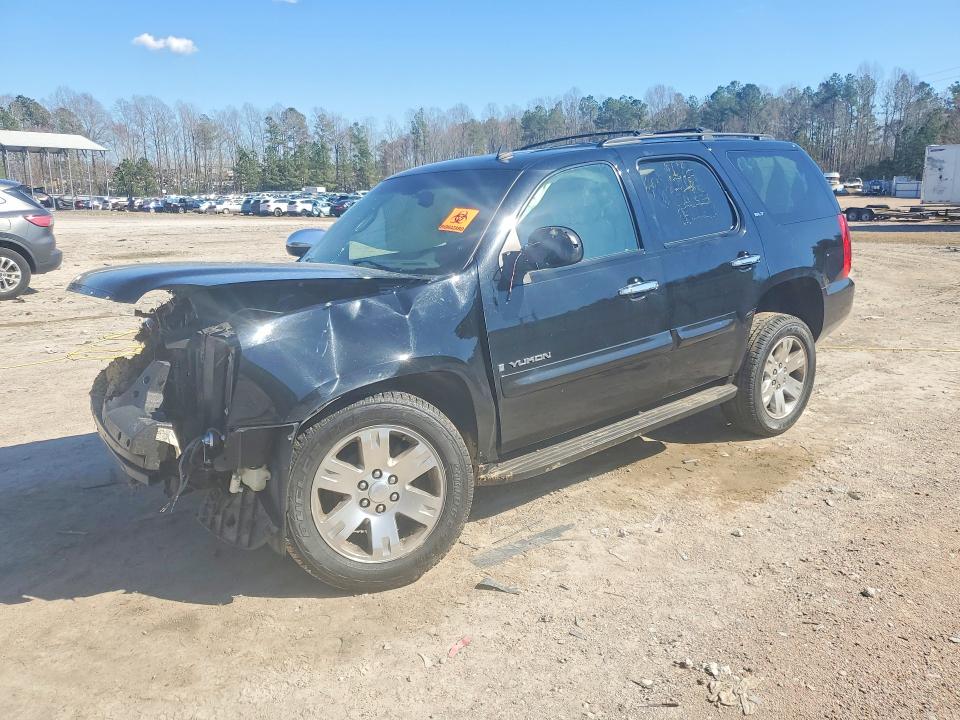 79562165 :رقم المزاد ، 1GKFK130X8R165880 vin ، 2008 Gmc Yukon مزاد بيع