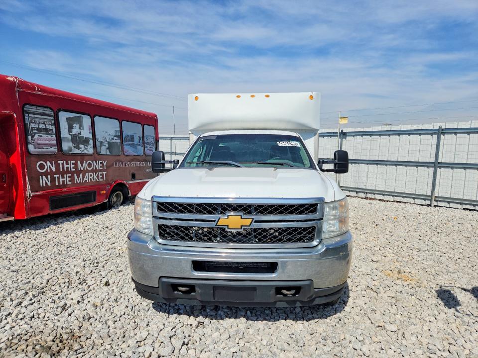 2013 Chevrolet Silverado მანქანა იყიდება აუქციონზე, vin: 1GB2CVCG0DZ138732, აუქციონის ნომერი: 45464296