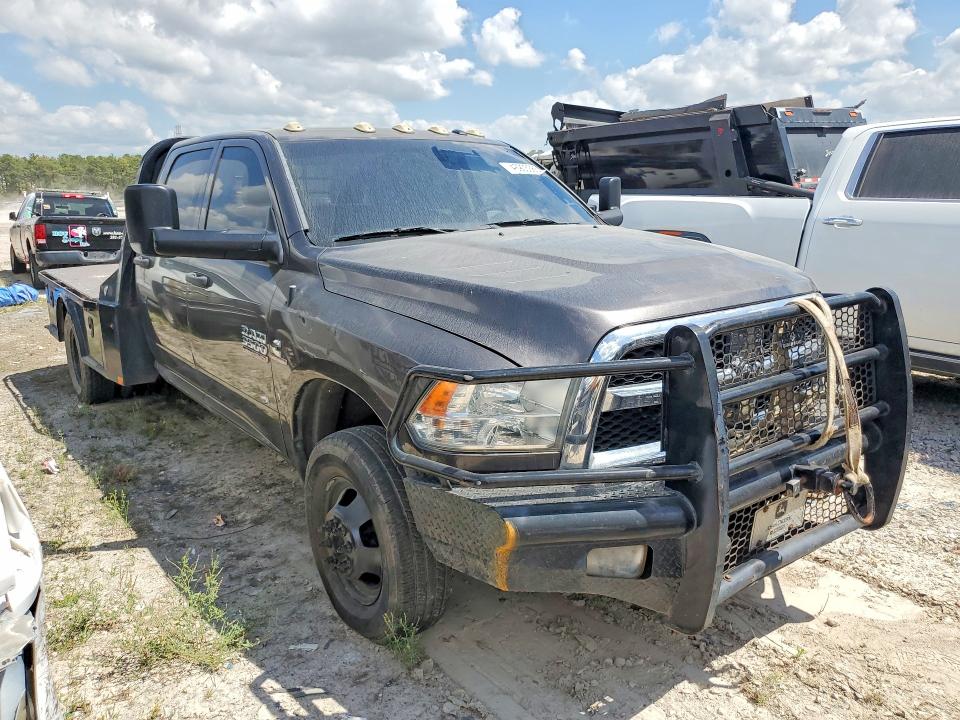 46903386 :رقم المزاد ، 3C7WRTCL5HG692290 vin ، 2017 Ram 3500 مزاد بيع