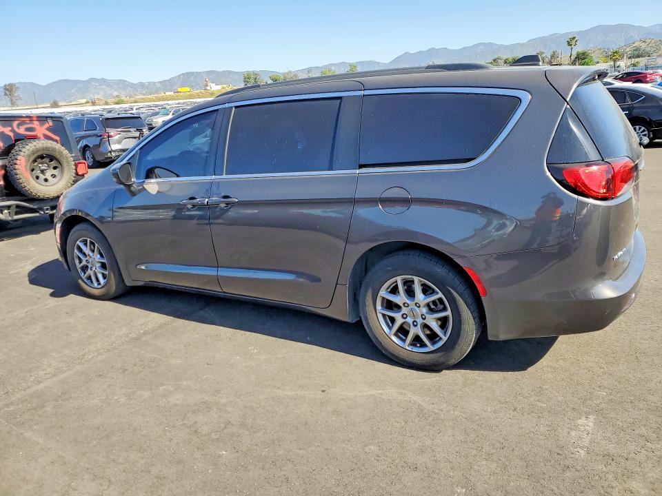 45501266 :رقم المزاد ، 2C4RC1DG8MR542762 vin ، 2021 Chrysler Voyager مزاد بيع