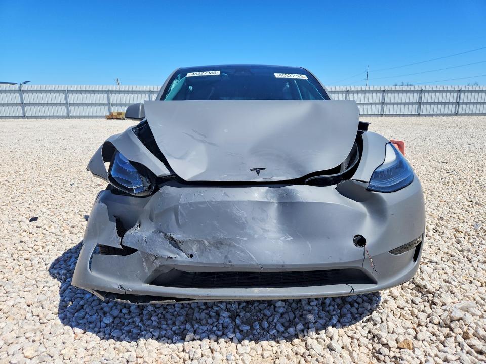 46027986 :رقم المزاد ، 5YJYGDEFXMF212169 vin ، 2021 Tesla Model Y مزاد بيع