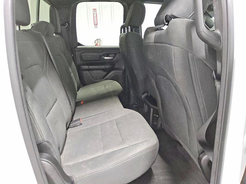 Продажа на аукционе авто 2024 Ram 1500, vin: 1C6RRECT2RN152157, номер лота: 45909786