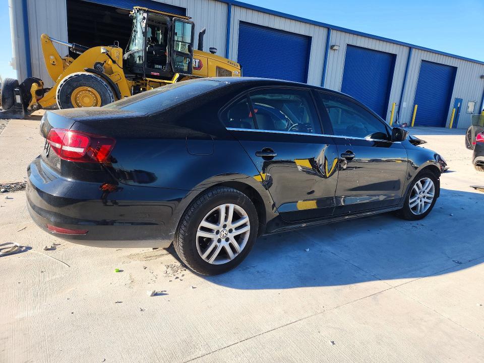 2017 Volkswagen Jetta მანქანა იყიდება აუქციონზე, vin: 3VW2B7AJ0HM329077, აუქციონის ნომერი: 45945276