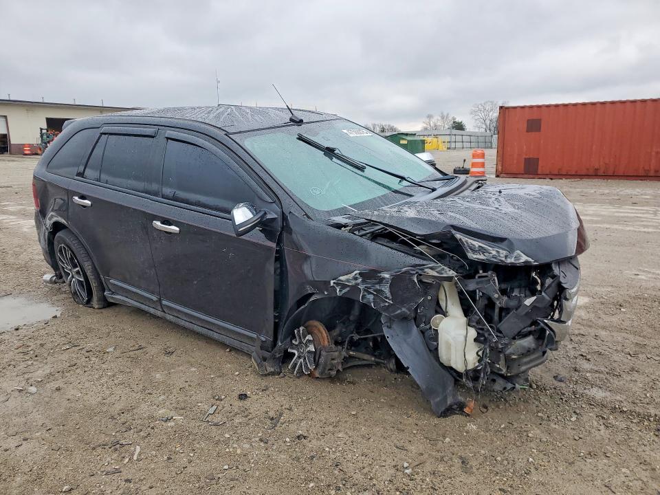 47568876 :رقم المزاد ، 2FMDK4AK8DBA91084 vin ، 2013 Ford Edge مزاد بيع