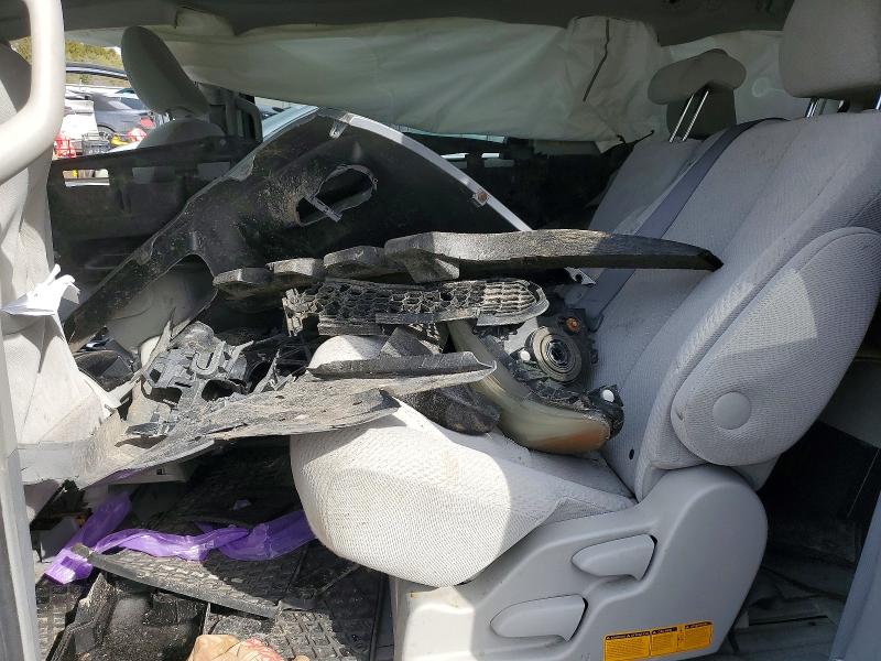 2011 Toyota Sienna მანქანა იყიდება აუქციონზე, vin: 5TDKK3DC1BS097539, აუქციონის ნომერი: 46301916