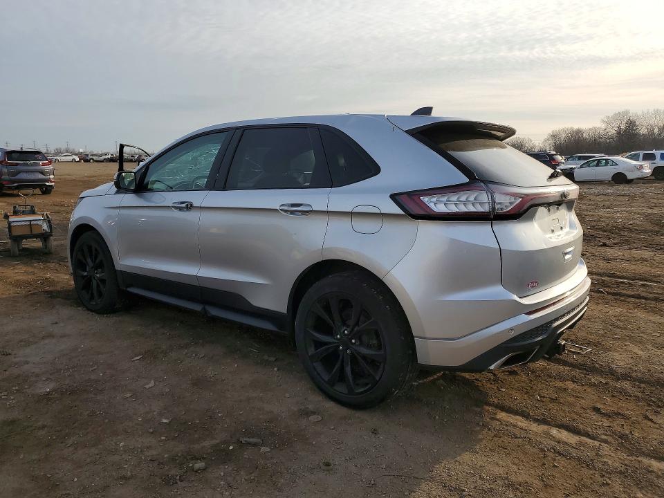 46543586 :رقم المزاد ، 2FMPK4AP8HBC56324 vin ، 2017 Ford Edge مزاد بيع