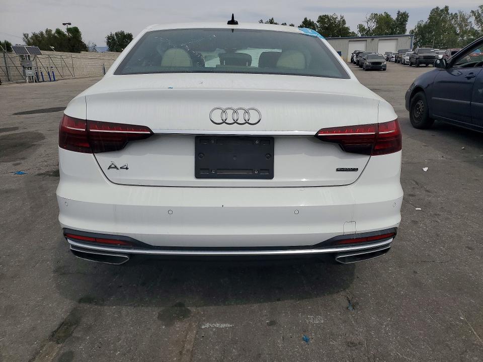 2024 Audi A4 მანქანა იყიდება აუქციონზე, vin: WAUEAAF42RN006754, აუქციონის ნომერი: 47898476