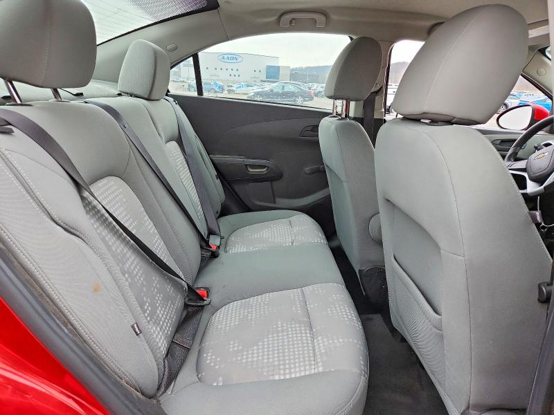 79749645 :رقم المزاد ، 1G1JB5SH7H4148903 vin ، 2017 Chevrolet Sonic مزاد بيع