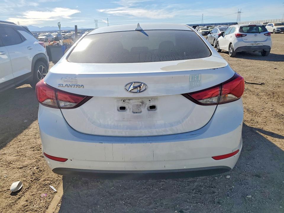 Продажа на аукционе авто 2015 Hyundai Elantra, vin: 5NPDH4AE8FH649424, номер лота: 41842846