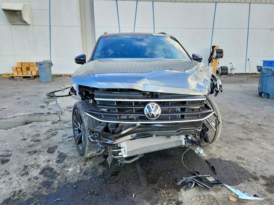 Продаж на аукціоні авто 2023 Volkswagen Tiguan, vin: 3VVCB7AX3PM038553, номер лоту: 41711096