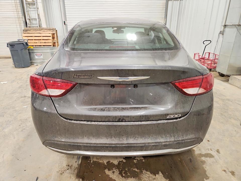 47520006 :رقم المزاد ، 1C3CCCAB9FN610226 vin ، 2015 Chrysler 200 مزاد بيع