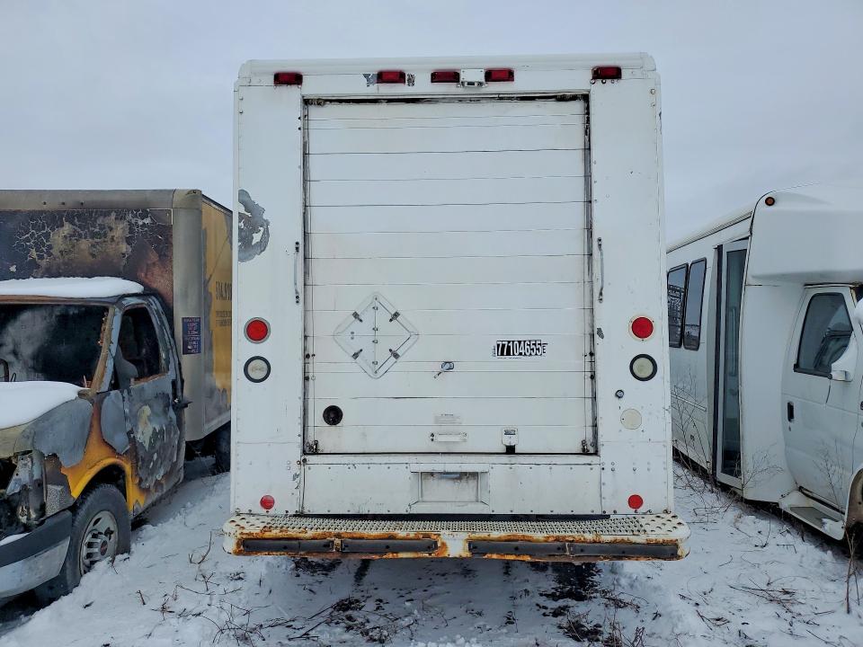 Auction sale of the 2005 Freightliner Chassis, vin: 4UZAANBW65CU21349, lot number: 77104655