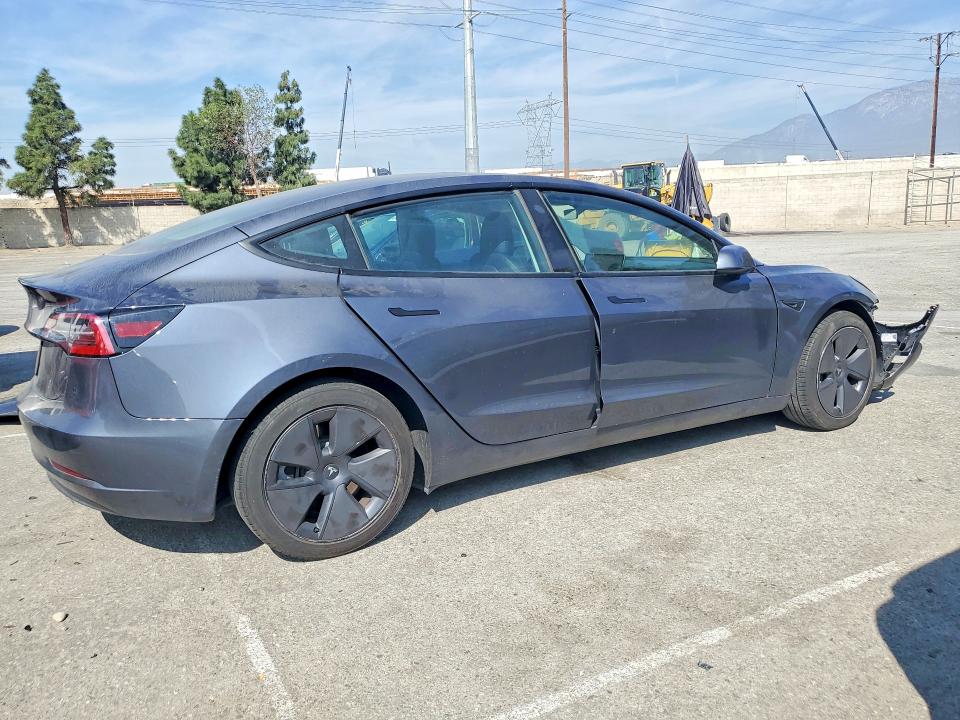 2023 Tesla Model 3 მანქანა იყიდება აუქციონზე, vin: 5YJ3E1EA0PF411917, აუქციონის ნომერი: 47300006