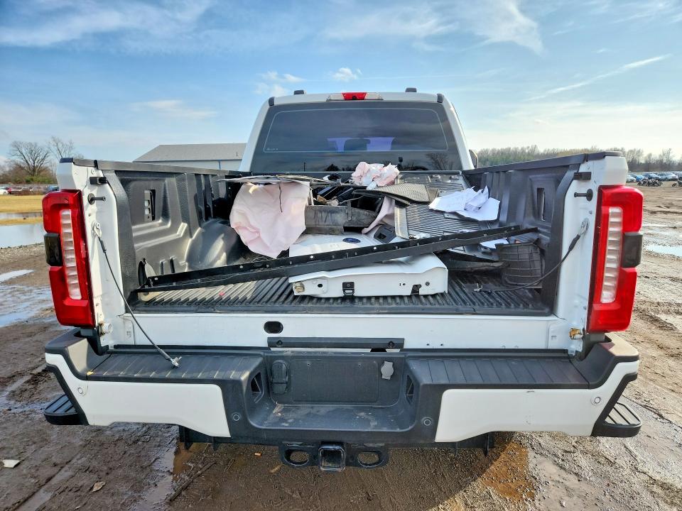 41895486 :رقم المزاد ، 1FT8W2BN7REC58084 vin ، 2024 Ford F250 مزاد بيع