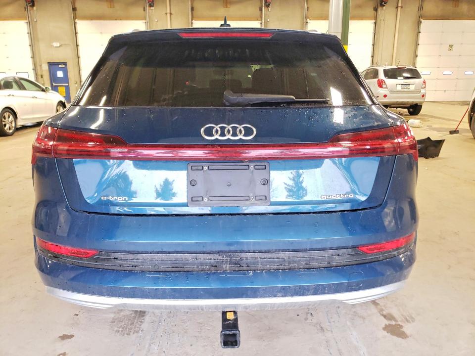 Aukcja sprzedaży 2022 Audi E-tron, vin: WA1LAAGE0NB008235, numer aukcji: 79884905