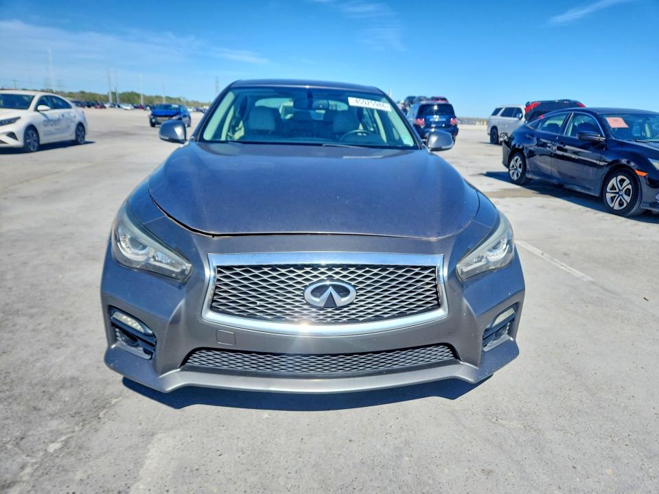 45925986 :رقم المزاد ، JN1AV7AP5FM790068 vin ، 2015 Infiniti Q50 Hybrid مزاد بيع