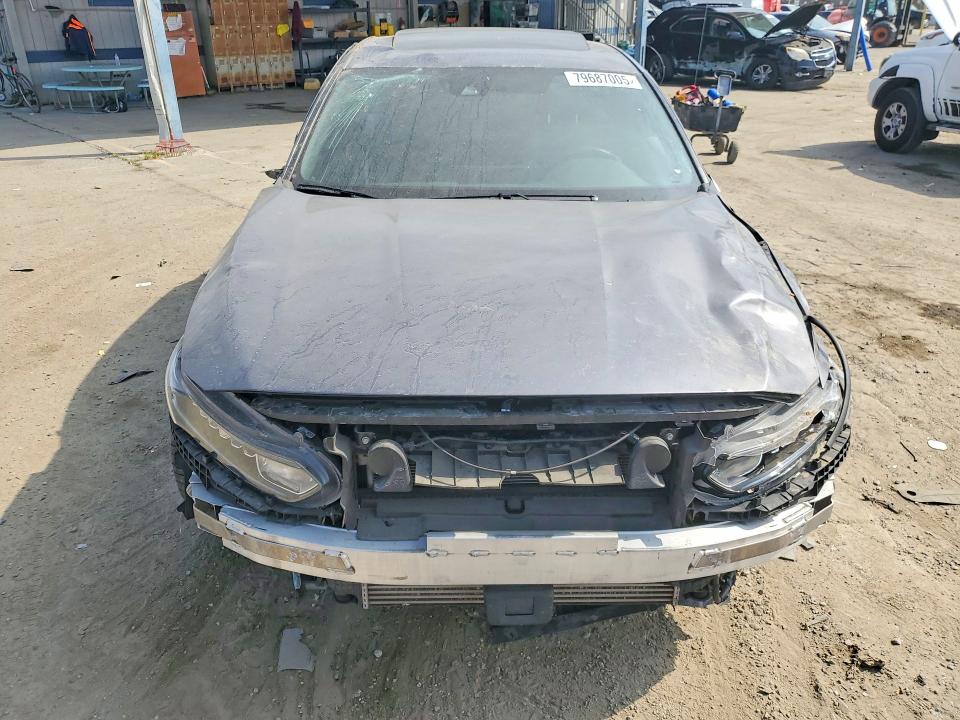 79687005 :رقم المزاد ، 1HGCV2F3XLA012085 vin ، 2020 Honda Accord مزاد بيع