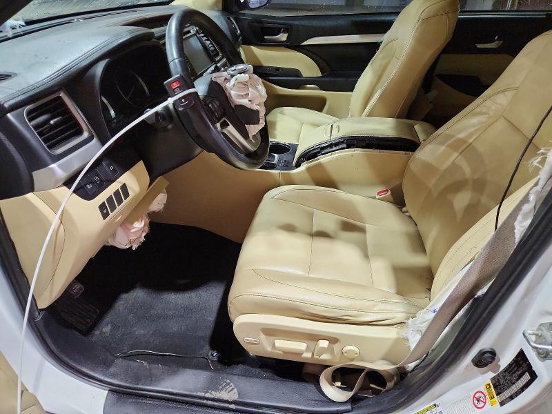 Продажа на аукционе авто 2019 Toyota Highlander, vin: 5TDJZRFH7KS572744, номер лота: 47215166