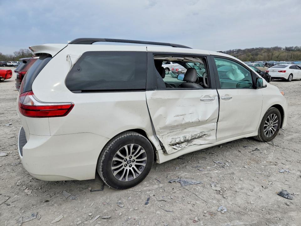 2020 Toyota Sienna მანქანა იყიდება აუქციონზე, vin: 5TDYZ3DC5LS032233, აუქციონის ნომერი: 48394406