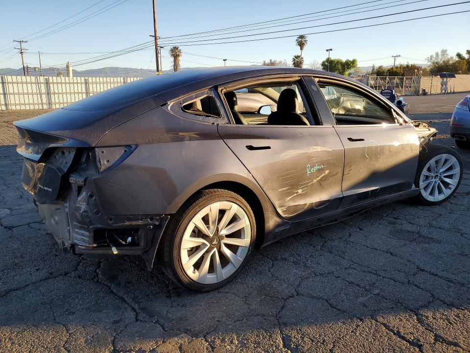 Продаж на аукціоні авто 2022 Tesla Model 3, vin: 5YJ3E1EB0NF131808, номер лоту: 45790566