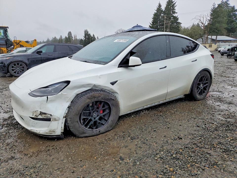 45871306 :رقم المزاد ، 7SAYGDEF1PF811761 vin ، 2023 Tesla Model Y مزاد بيع