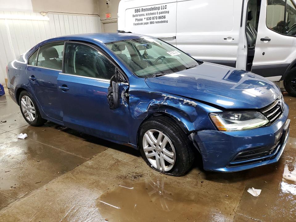 47352136 :رقم المزاد ، 3VW2B7AJ2HM213184 vin ، 2017 Volkswagen Jetta مزاد بيع