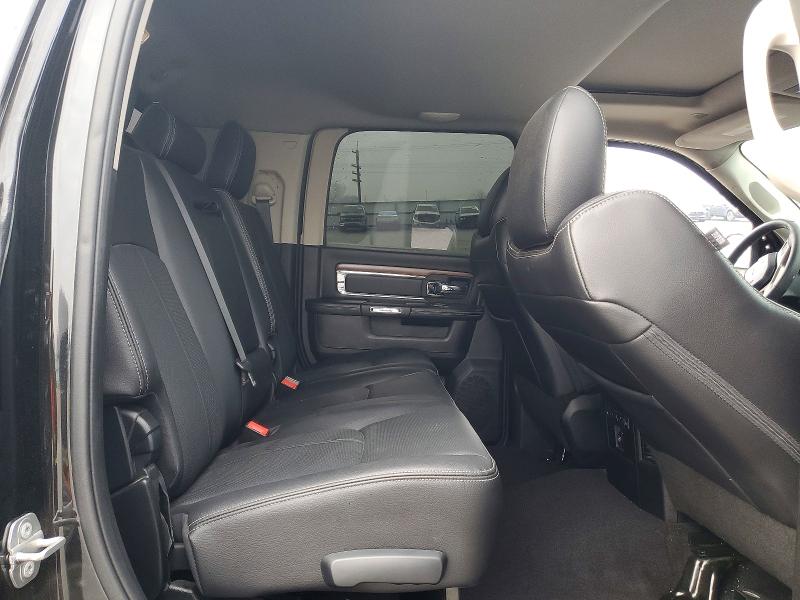 79493345 :رقم المزاد ، 3C6UR5NJ1JG192443 vin ، 2018 Ram 2500 مزاد بيع