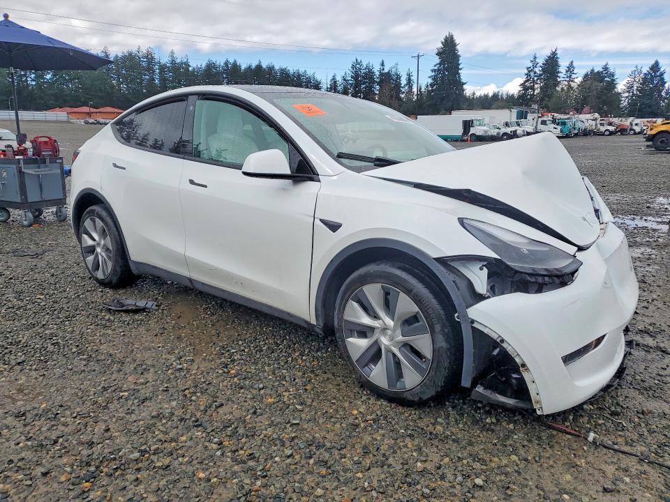 47044086 :رقم المزاد ، 7SAYGDEE9PF623643 vin ، 2023 Tesla Model Y مزاد بيع