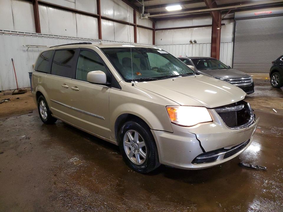 47442956 :رقم المزاد ، 2A4RR5DG5BR608083 vin ، 2011 Chrysler Town & Country مزاد بيع