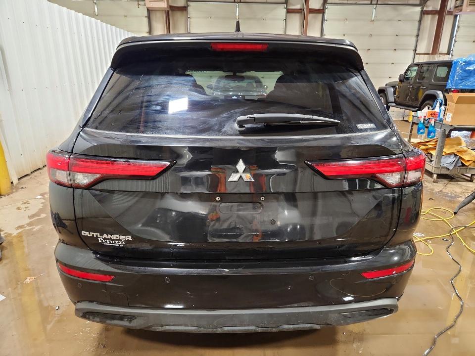 Продаж на аукціоні авто 2022 Mitsubishi Outlander, vin: JA4J4TA88NZ053136, номер лоту: 46152646