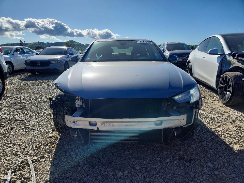 Продажа на аукционе авто 2018 Audi A4, vin: WAUDNAF49JA036975, номер лота: 78477845