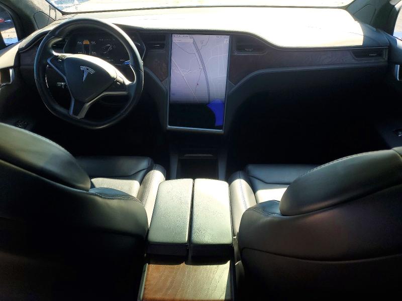 46997126 :رقم المزاد ، 5YJXCBE27KF163048 vin ، 2019 Tesla Model X مزاد بيع