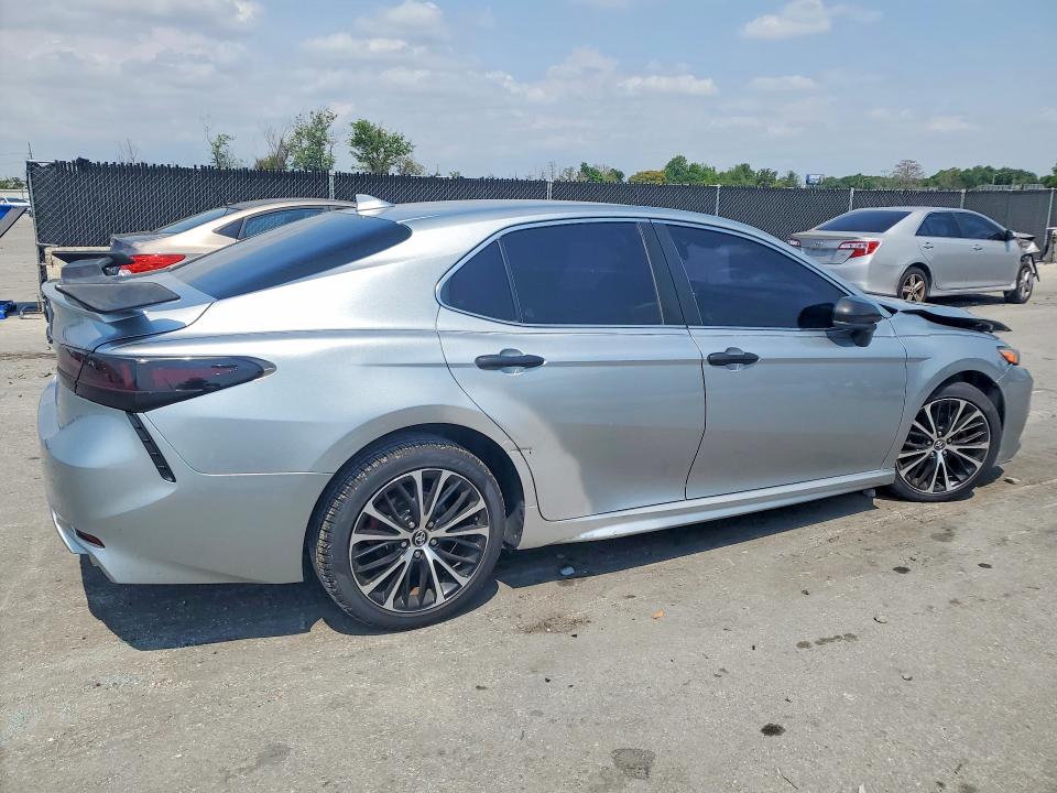 2020 Toyota Camry მანქანა იყიდება აუქციონზე, vin: 4T1G11AK1LU922366, აუქციონის ნომერი: 47171926