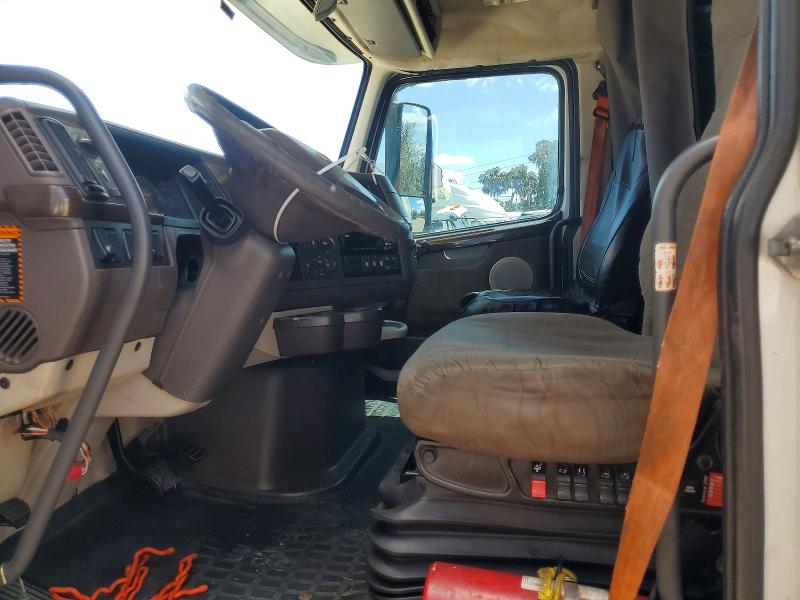 2017 Volvo Vnl მანქანა იყიდება აუქციონზე, vin: 4V4N99EH2HN975620, აუქციონის ნომერი: 45822096