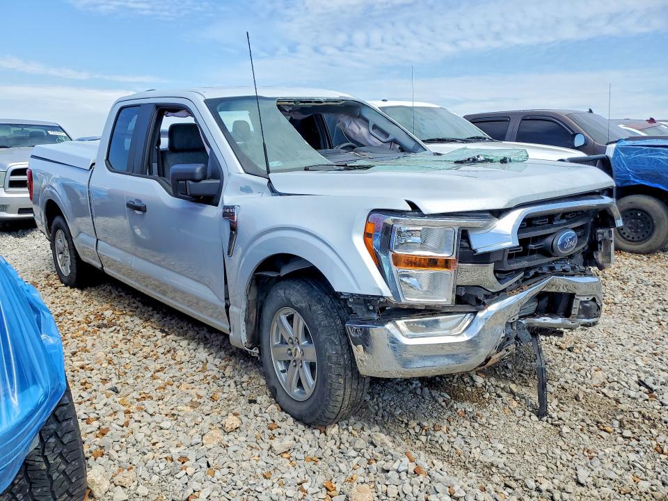 45577126 :رقم المزاد ، 1FTEX1CP2NKF29834 vin ، 2022 Ford F150 مزاد بيع