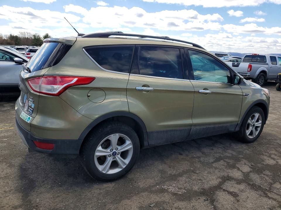 46189706 :رقم المزاد ، 1FMCU9GX3DUB72056 vin ، 2013 Ford Escape مزاد بيع