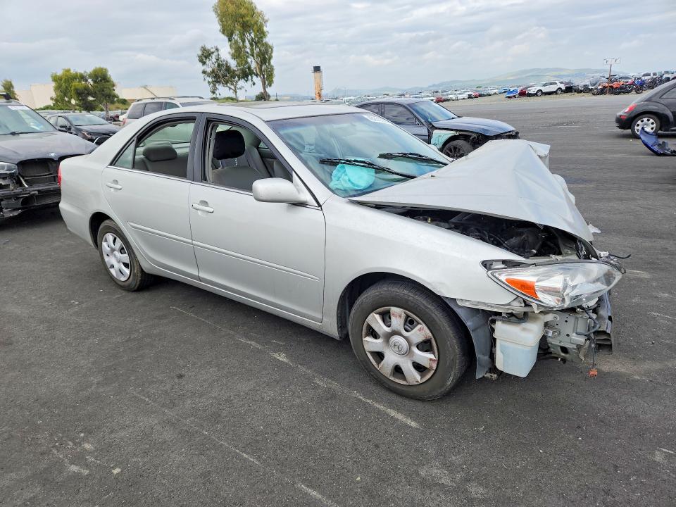 48251566 :رقم المزاد ، 4T1BE32K53U145490 vin ، 2003 Toyota Camry مزاد بيع